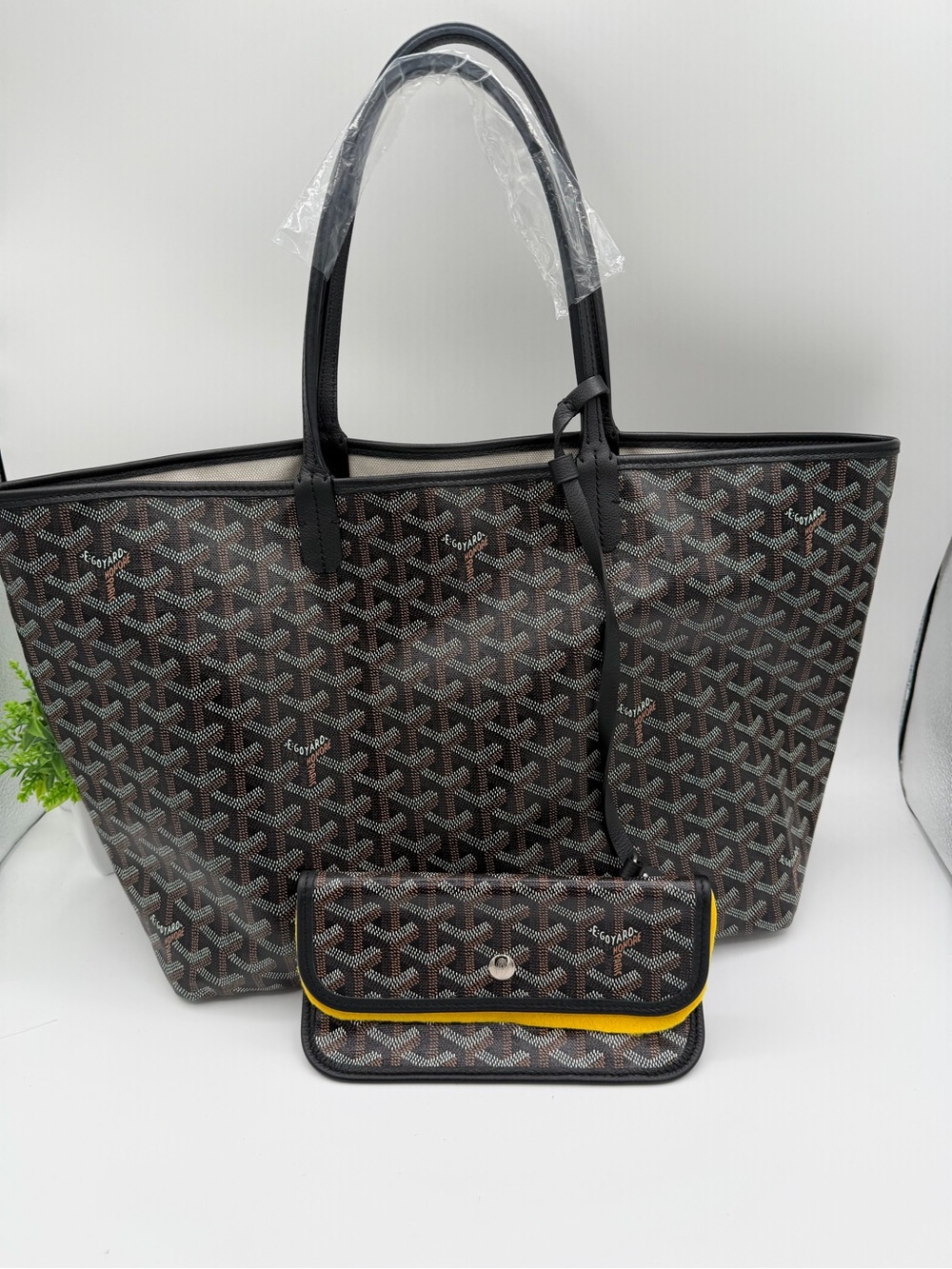 Goyard St. Louis Goyard line tote with pouch black PM size 😍Like New